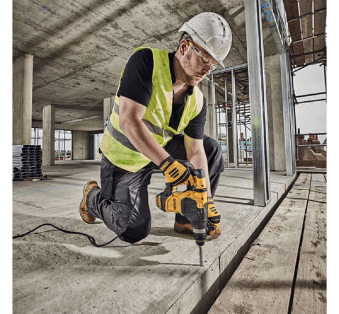 Перфоратор мережевий SDS-Plus DeWALT D25333K