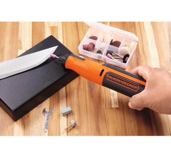 Багатофункціональний інструмент акумуляторний BLACK+DECKER BCRT8I