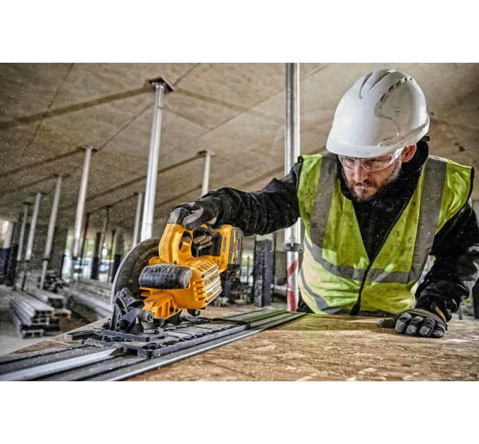Пила дискова акумуляторна DeWALT DCS579X2