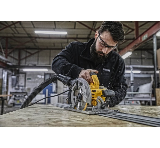 Пилка дискова мережева DeWALT DWE576K