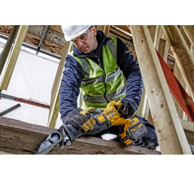 Пила шабельна акумуляторна DeWALT DCS389NT