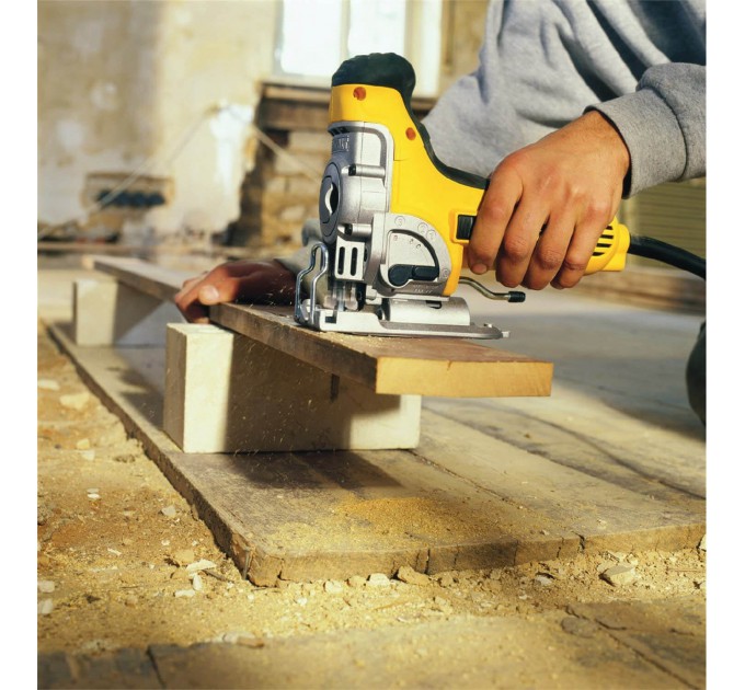 Пила лобзикова мережева DeWALT DW333KT