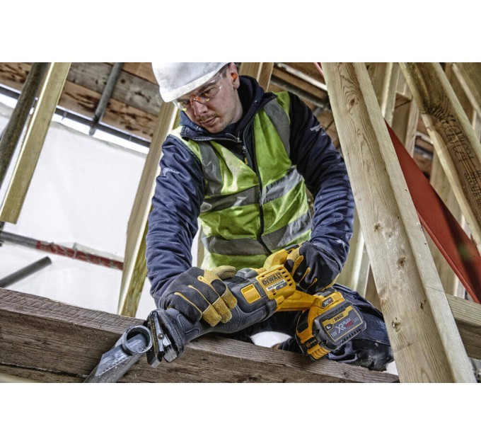 Пила шабельна акумуляторна DeWALT DCS389T2