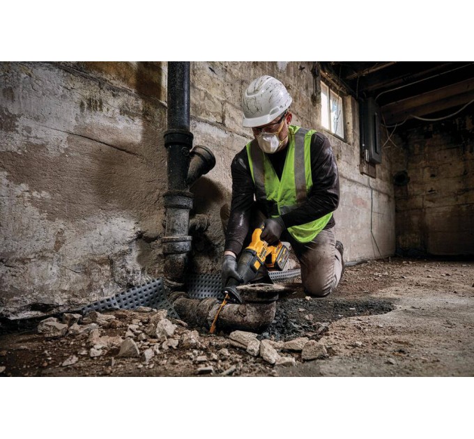Пила шабельна акумуляторна DeWALT DCS389T2