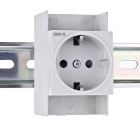 Розетка Hager SN016 на DIN-рейке