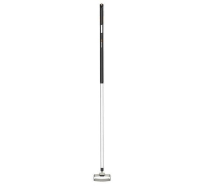 Тяпка Fiskars Xact 135 мм 1027042 купити.